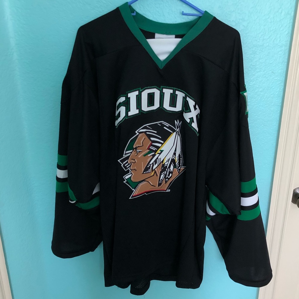 Fighting Sioux/UND Hockey Jersey